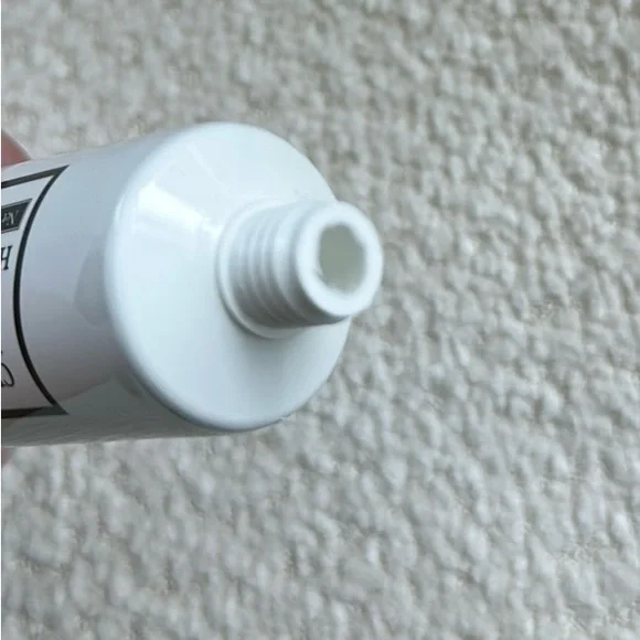 Archipelago Botanicals Charcoal Rose Hand Crème // NWOB - Picture 3 of 3